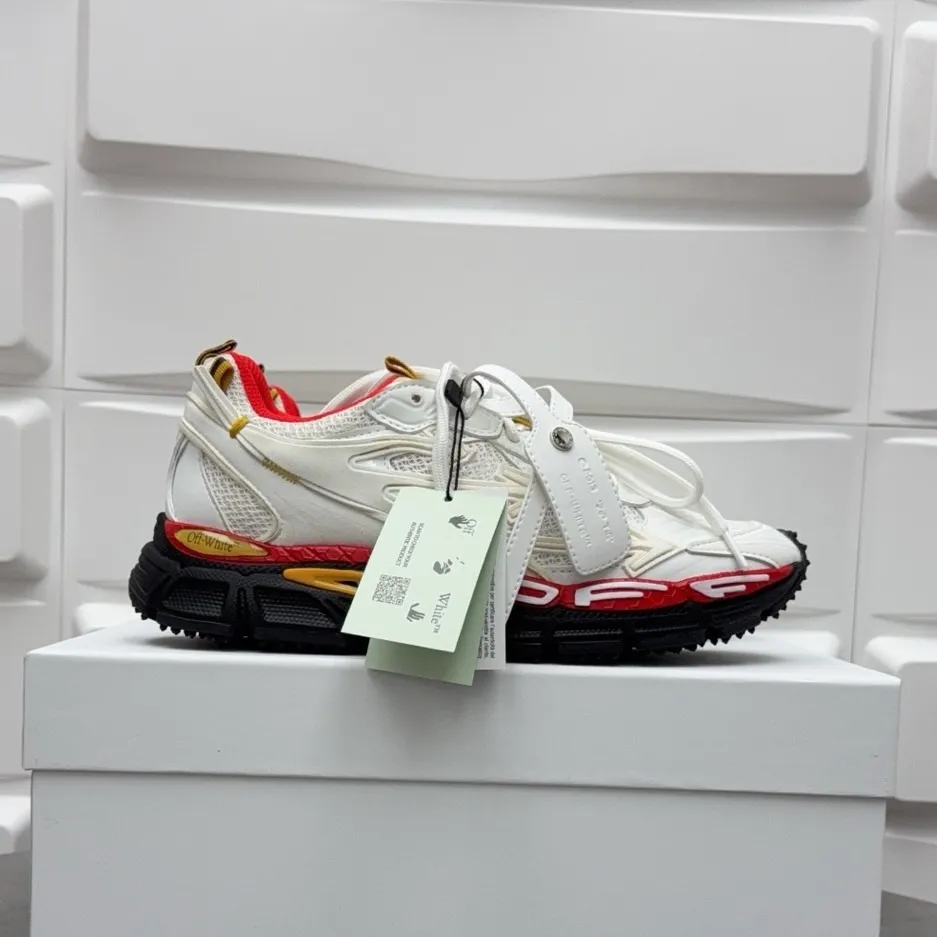 【off- white】P: 720💰Couple style👫, Size: 35-44 (Male 38.45.46 custom-made) High-quality version👊"Out of office" series original mold opening, original lasting, production process 1:1 original version ➰OFF GREY) OFF-WHITE Be Right Back Couple style👫Round toe lace-up arrow pattern low-top lifestyle casual shoes green. A running shoe called the "Be Right Back" sneaker. The design of this sneaker is inspired by Japanese sports aesthetics and craftsmanship, with running performance and principles at its core.